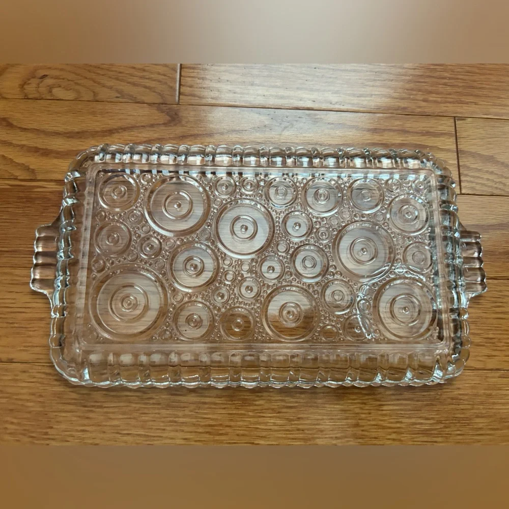 FREE w/ bundle Glass Trinket Tray with Circle Details Excellent used condition